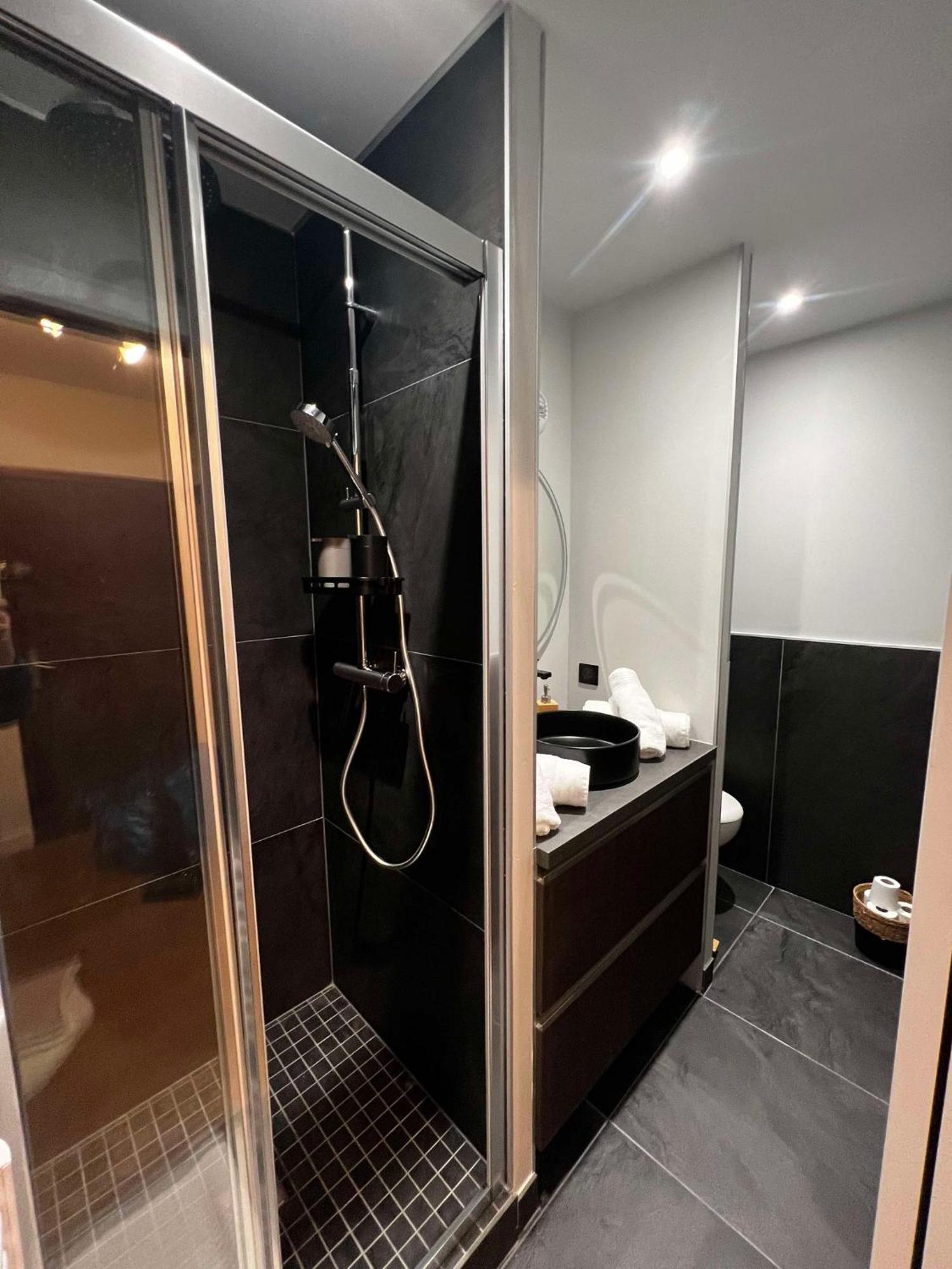Appartement Le Flamboyant - Wifi - Central - Cosy Aix-les-Bains Zewnętrze zdjęcie